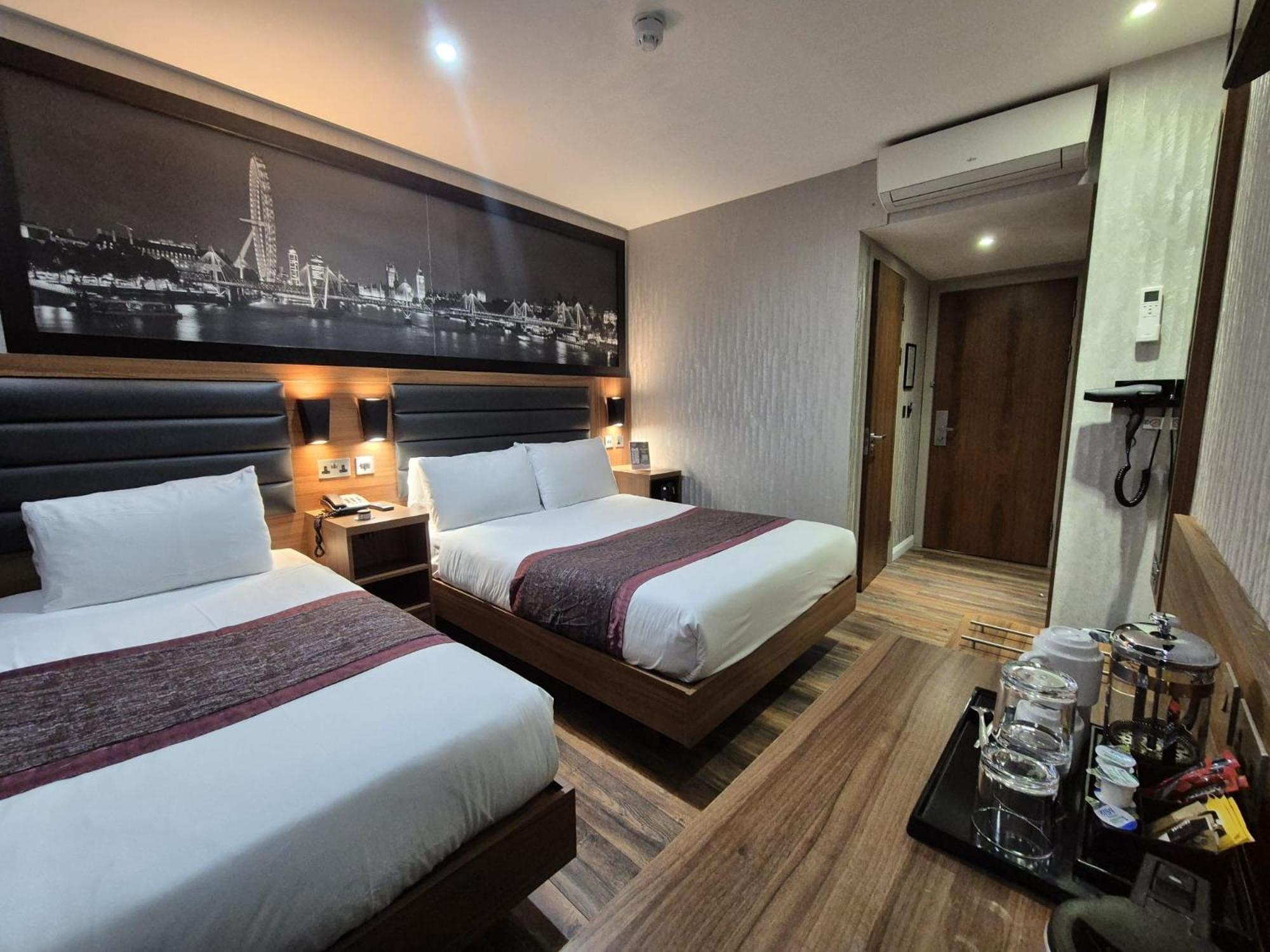 London Court Hotel Bagian luar foto