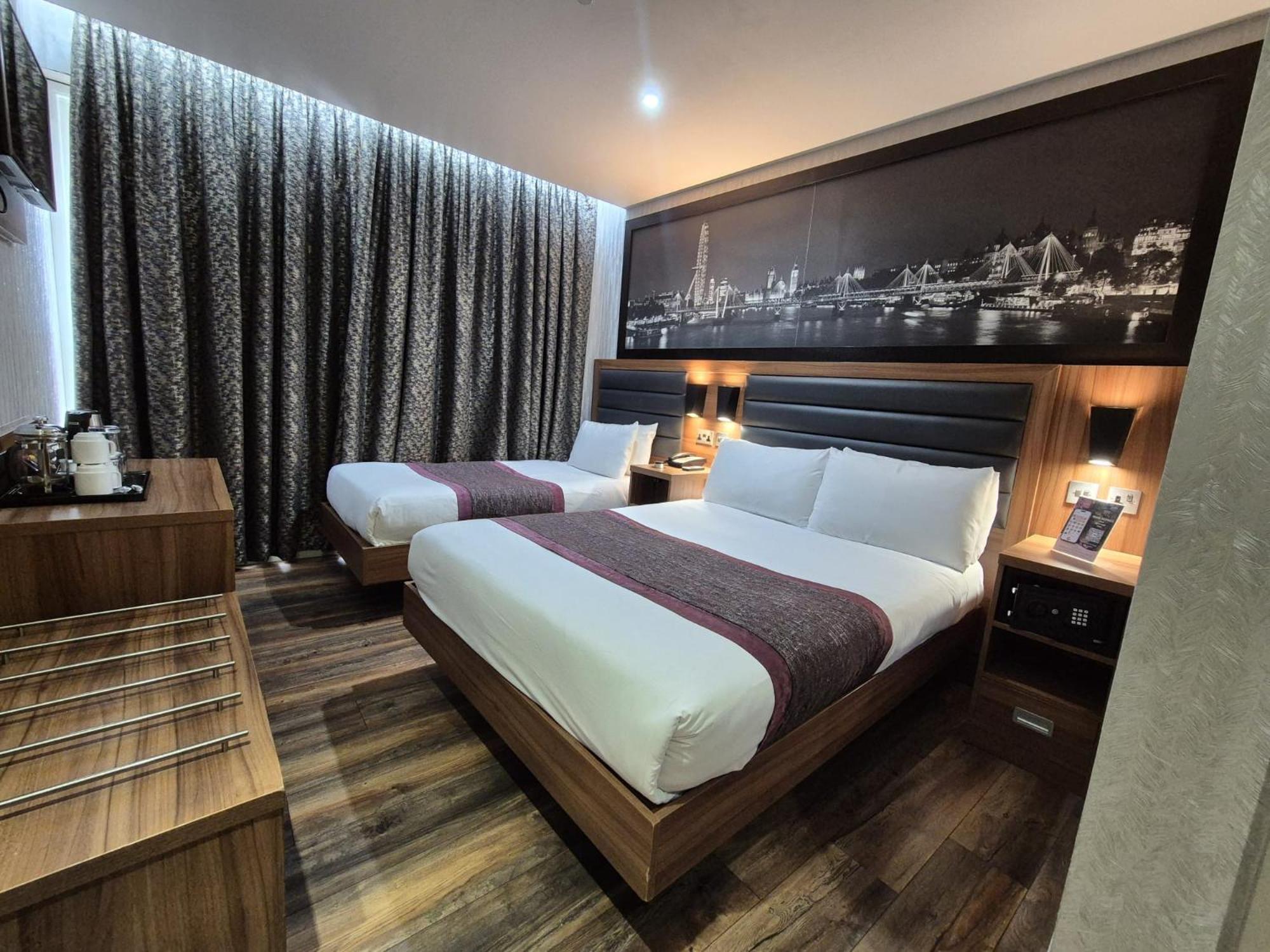 London Court Hotel Bagian luar foto